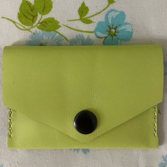 Handmade Genuine Leather Wallet - Picture 1 of 5